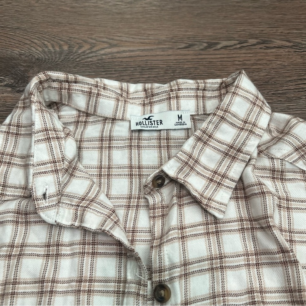Hollister California button-down blouse in white and brown plaid Medium - Picture 5 of 6